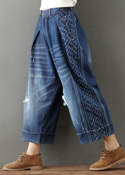 Effortlessly Elegant Pants with a Timeless Design