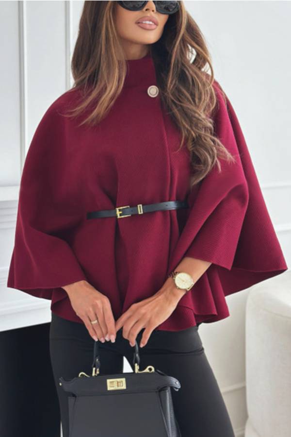 Effortlessly Elegant Garment with a Timeless Design