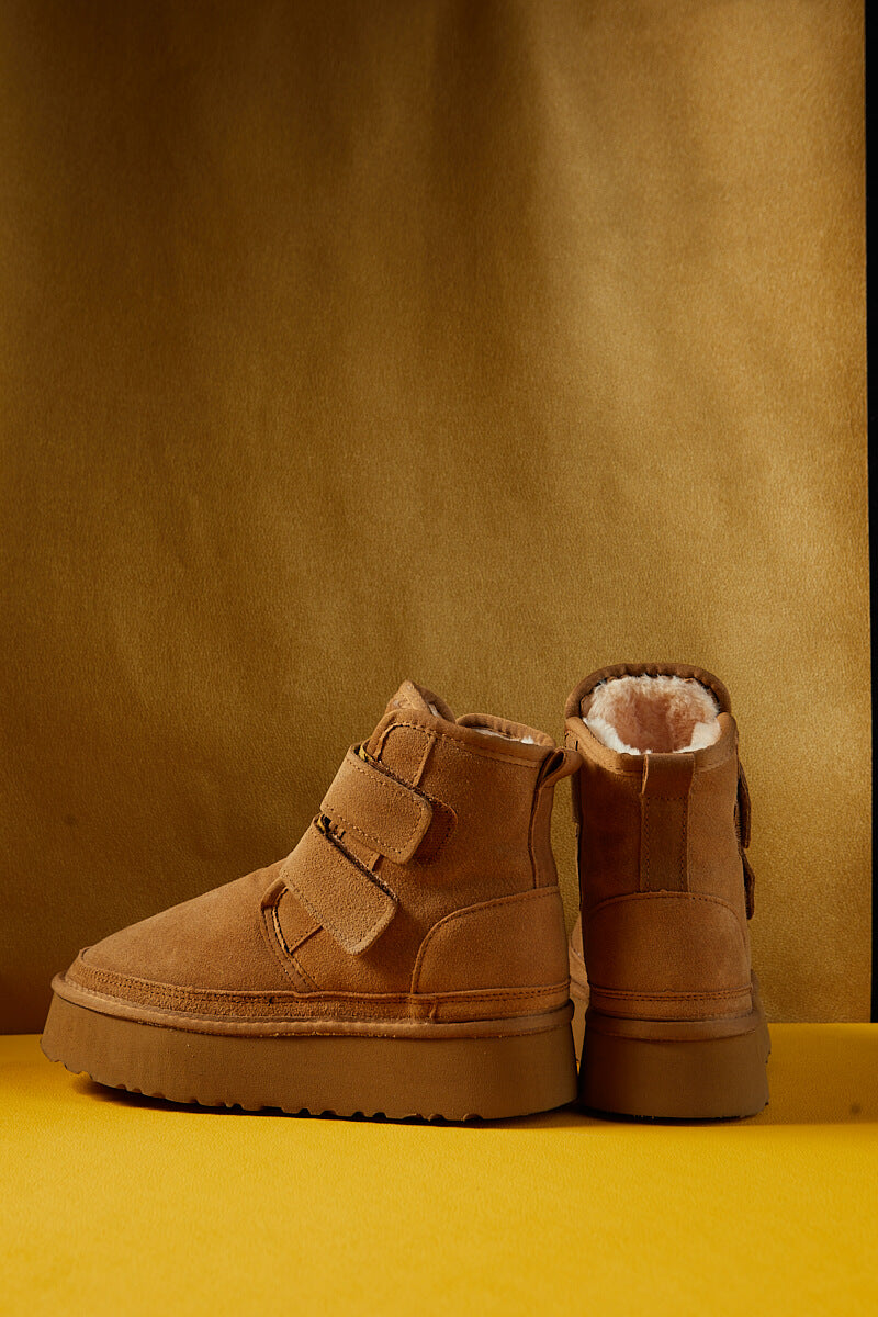 Beautifully Finished Boots in a Timeless Design