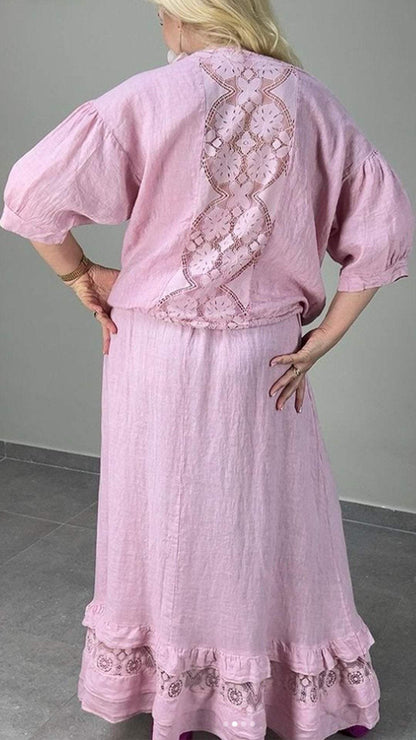 Well Tailored Top with a Graceful Silhouette