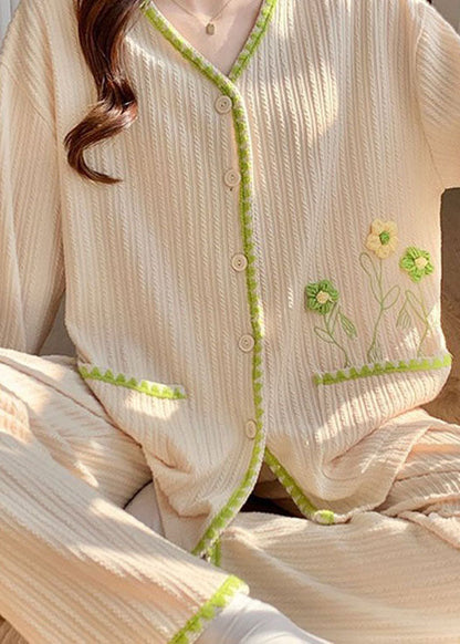 Well Tailored Garment with a Graceful Silhouette