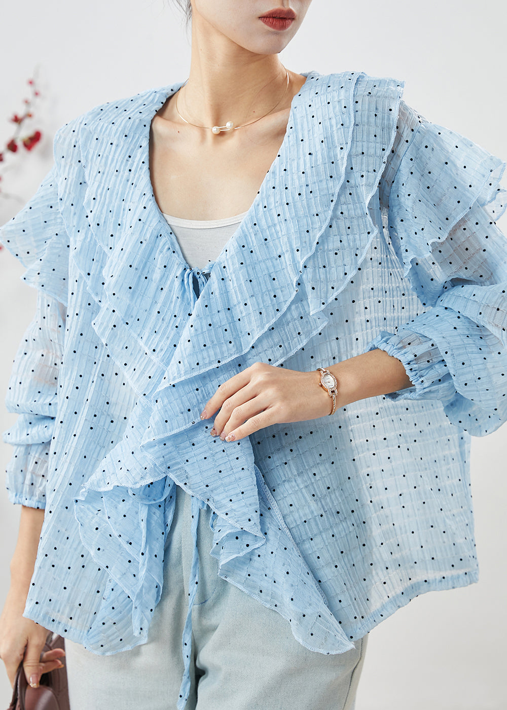 Classic Vintage Shirt with a Flattering Fit