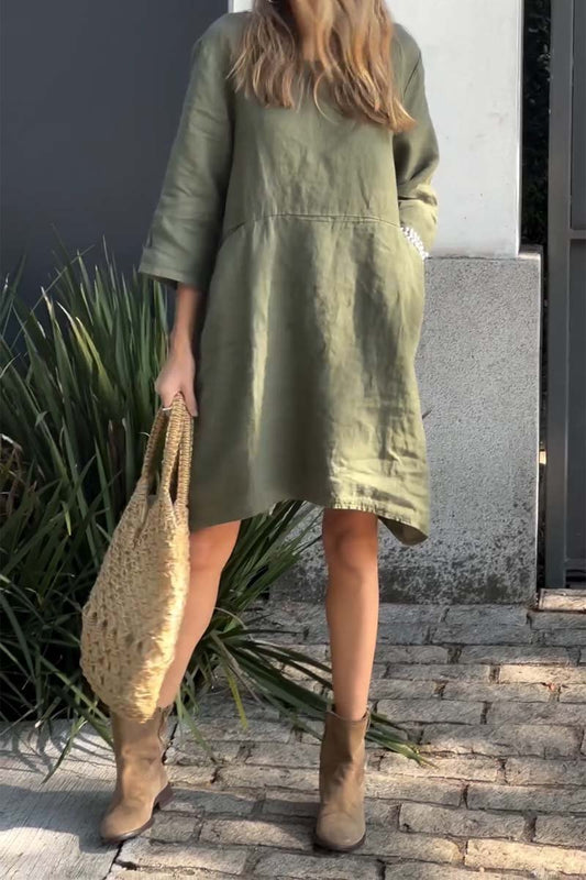 Sophisticated Dress with a Clean Classic Look