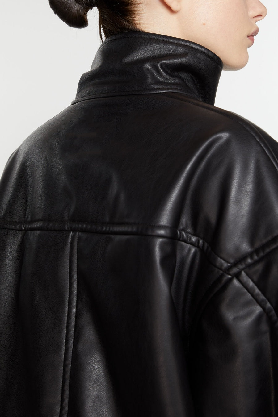 Beautifully Crafted Jacket in a Classic Style