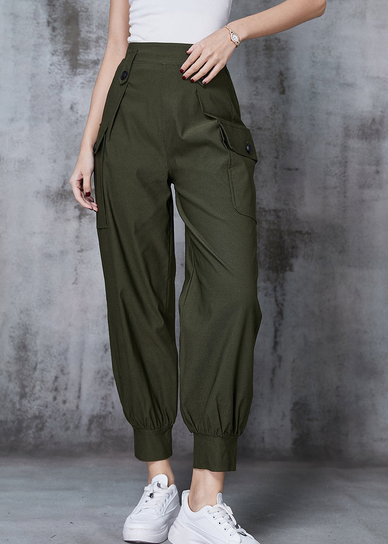 Classic Vintage Pants with a Flattering Fit