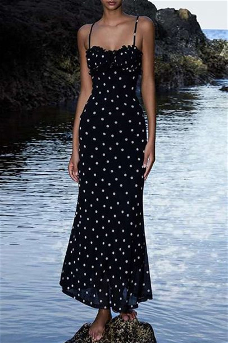 Effortlessly Elegant Dress with a Timeless Design