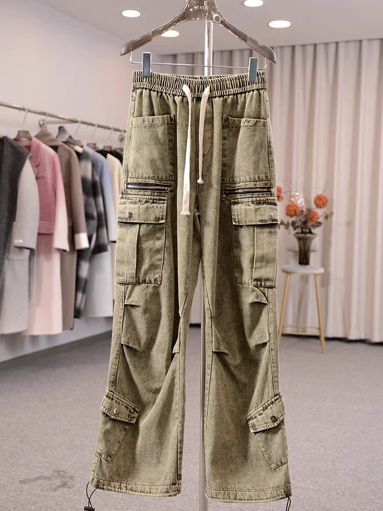 Well Tailored Pants with a Graceful Silhouette