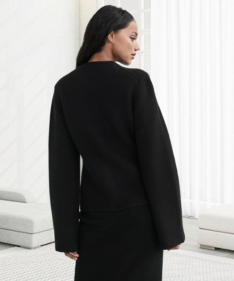 Polished Cardigan with an Effortless Classic Look