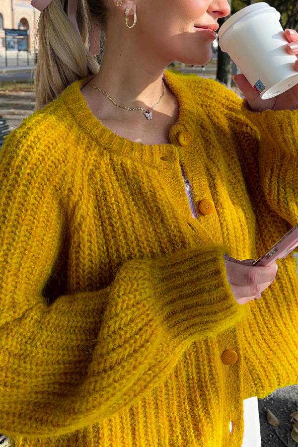 Beautifully Crafted Cardigan in a Classic Style