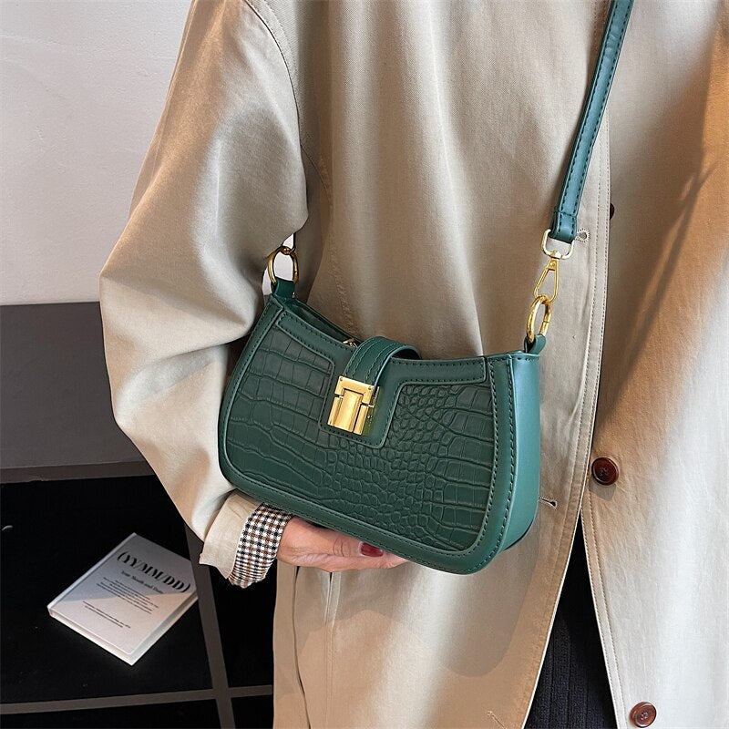 Sophisticated Bag with a Clean Classic Look