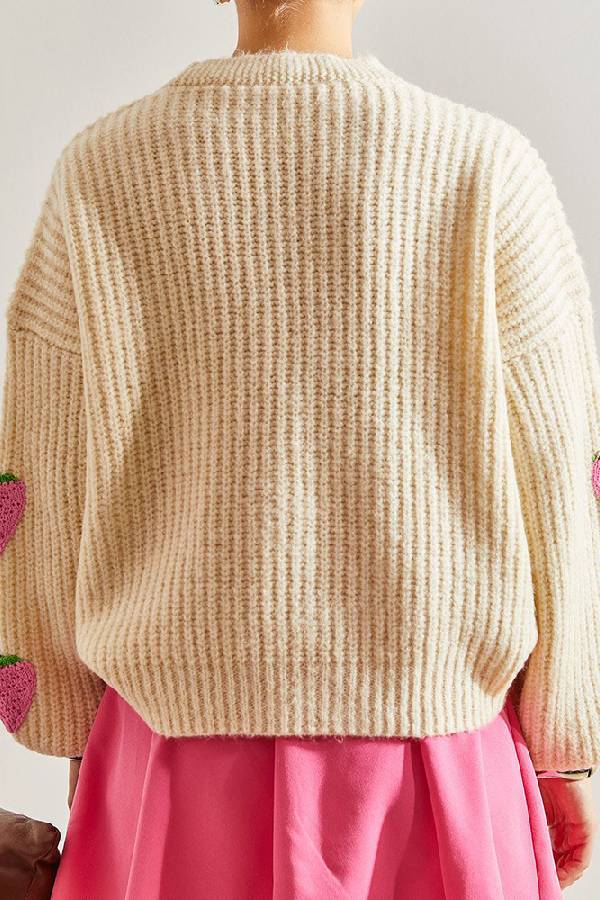 Elegantly Styled Cardigan for Everyday Wear