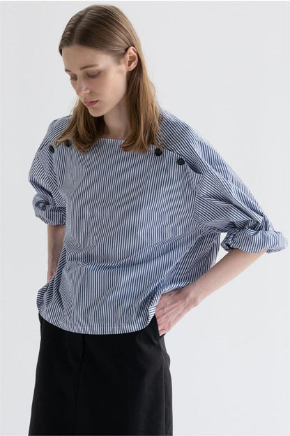Polished Blouse with an Effortless Classic Look
