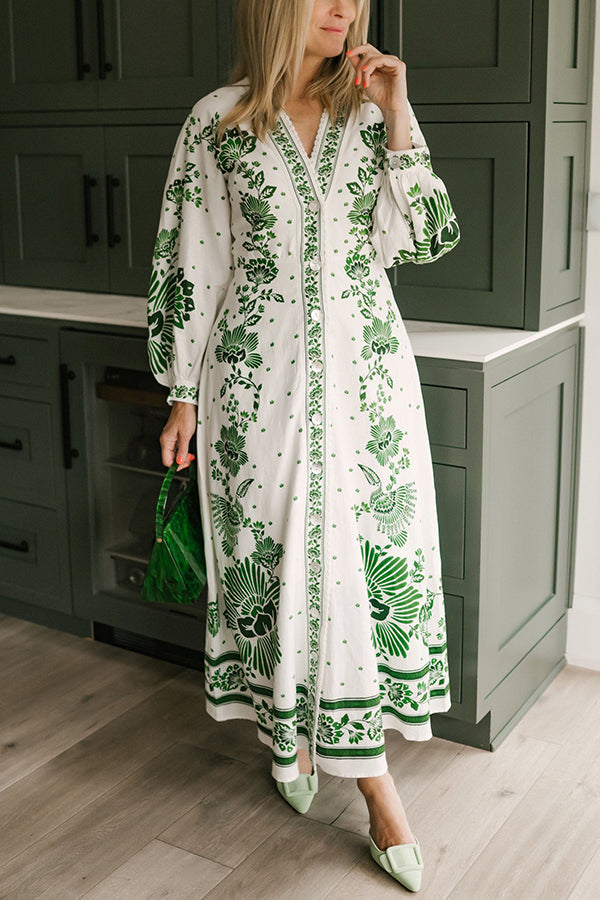 Beautifully Crafted Dress in a Classic Style