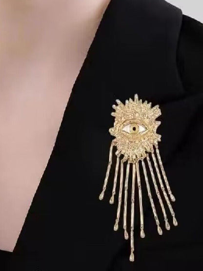 Beautifully Finished Garment in a Timeless Design