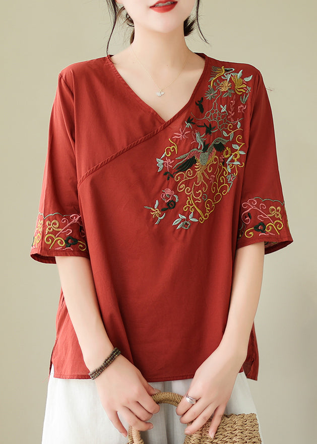 Polished Top with an Effortless Classic Look