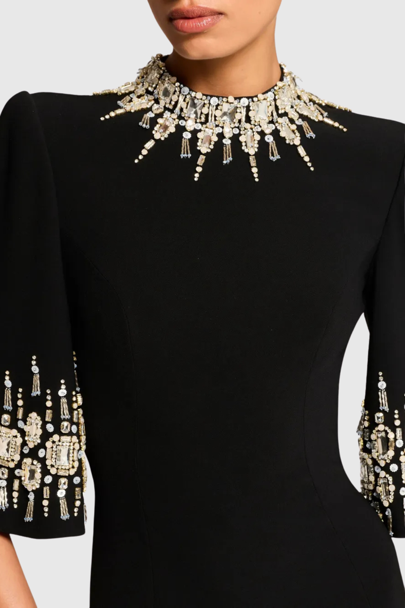 Sophisticated Dress with a Clean Classic Look