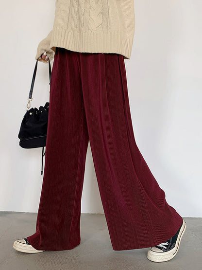 Effortlessly Elegant Pants with a Timeless Design