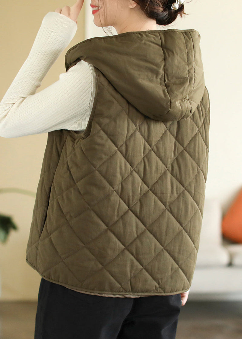 Effortlessly Elegant Coat with a Timeless Design