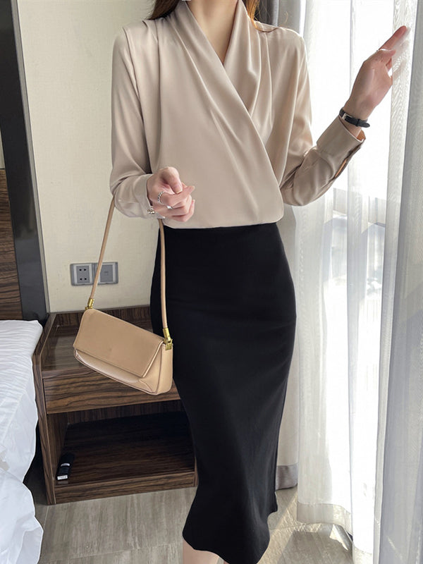 Classic Vintage Blouse with a Flattering Fit