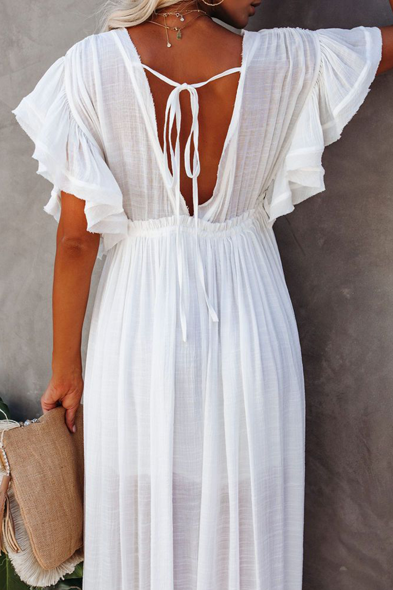 Beautifully Finished Dress in a Timeless Design