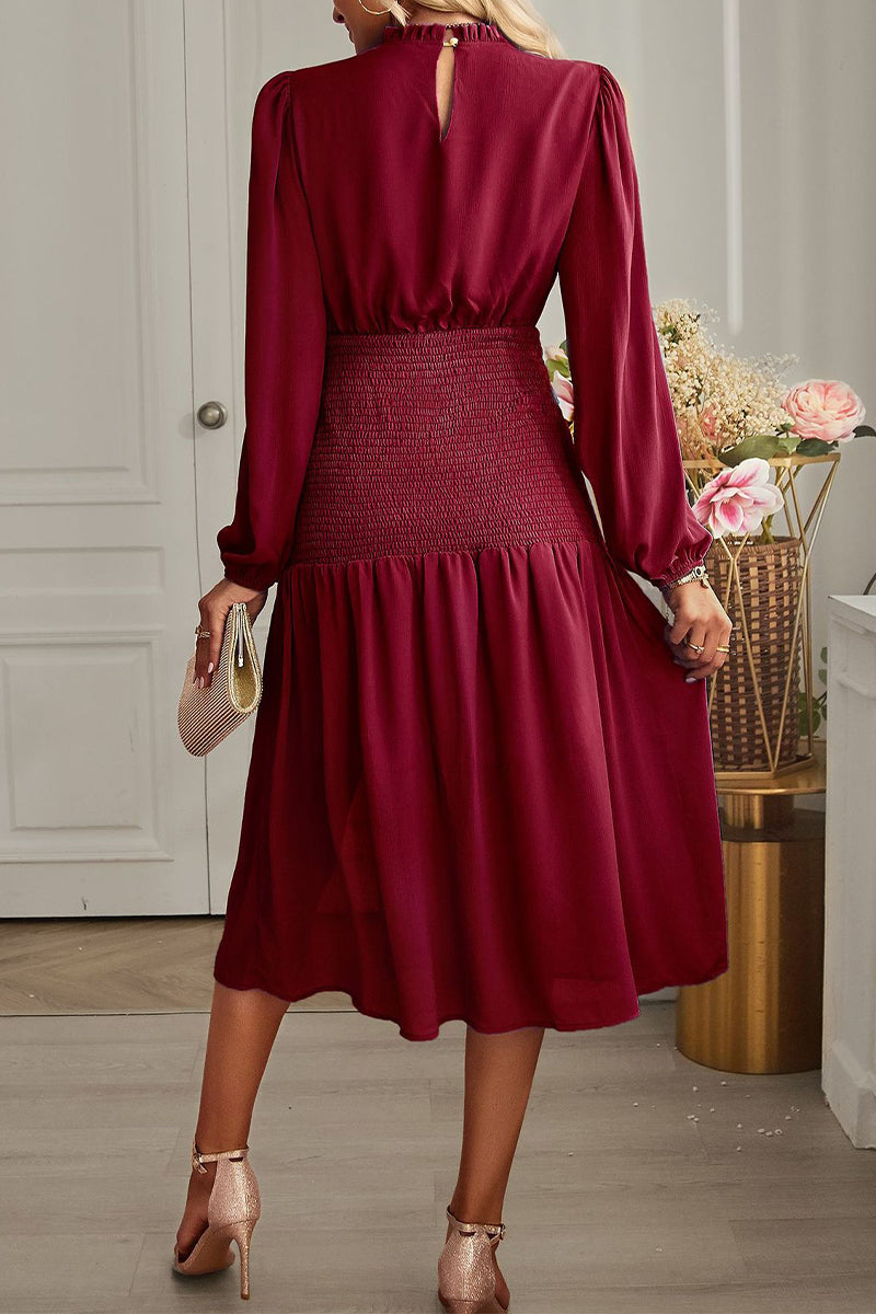 Gracefully Styled Dress for Any Occasion