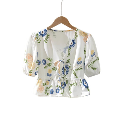 Beautifully Finished Top in a Timeless Design