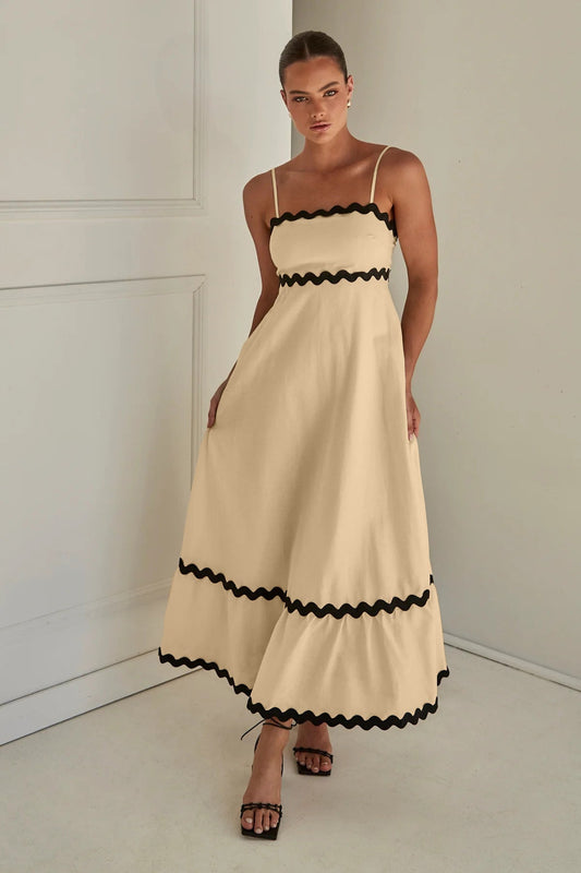 Classic Vintage & Enduringly Stylish Dress