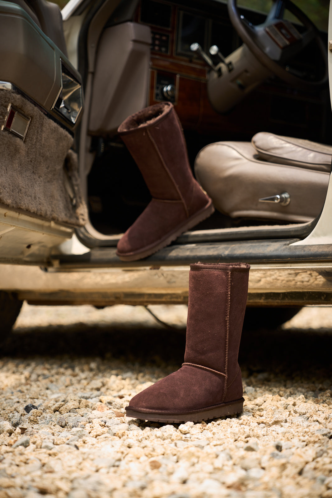 Well Tailored Boots with a Graceful Silhouette