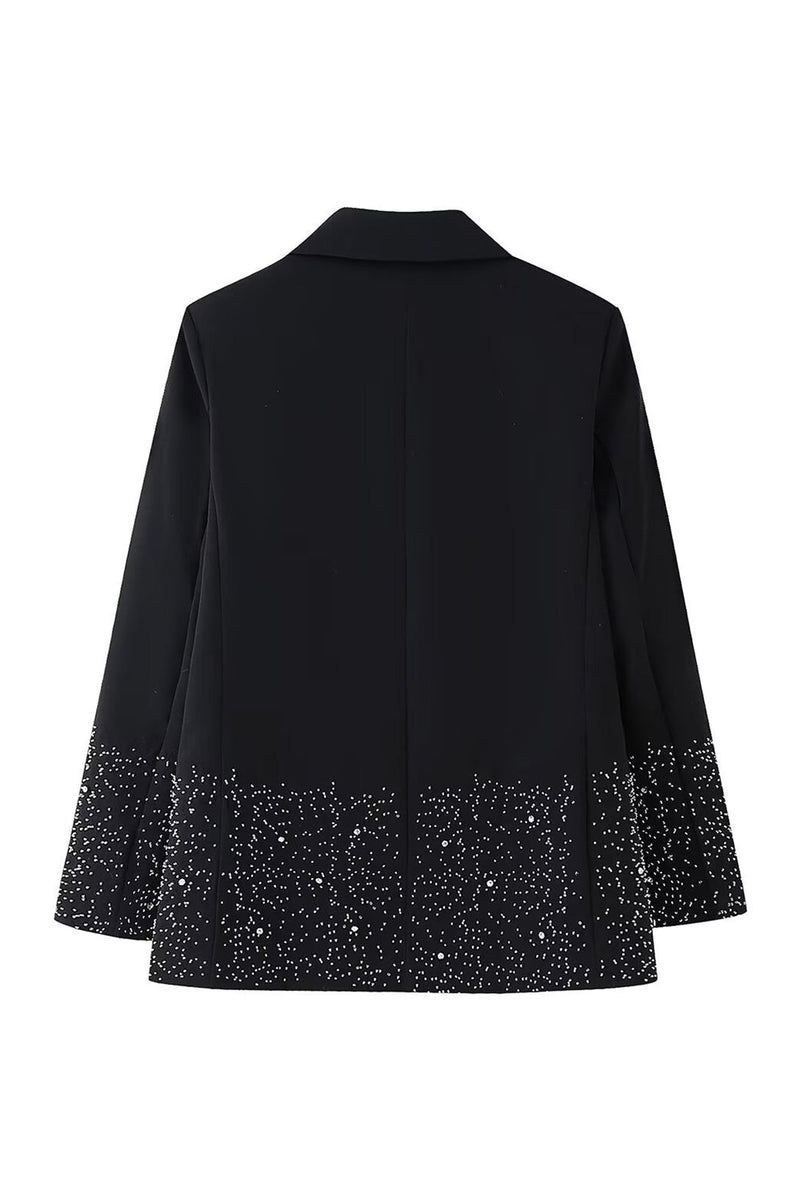Well Tailored Garment with a Graceful Silhouette