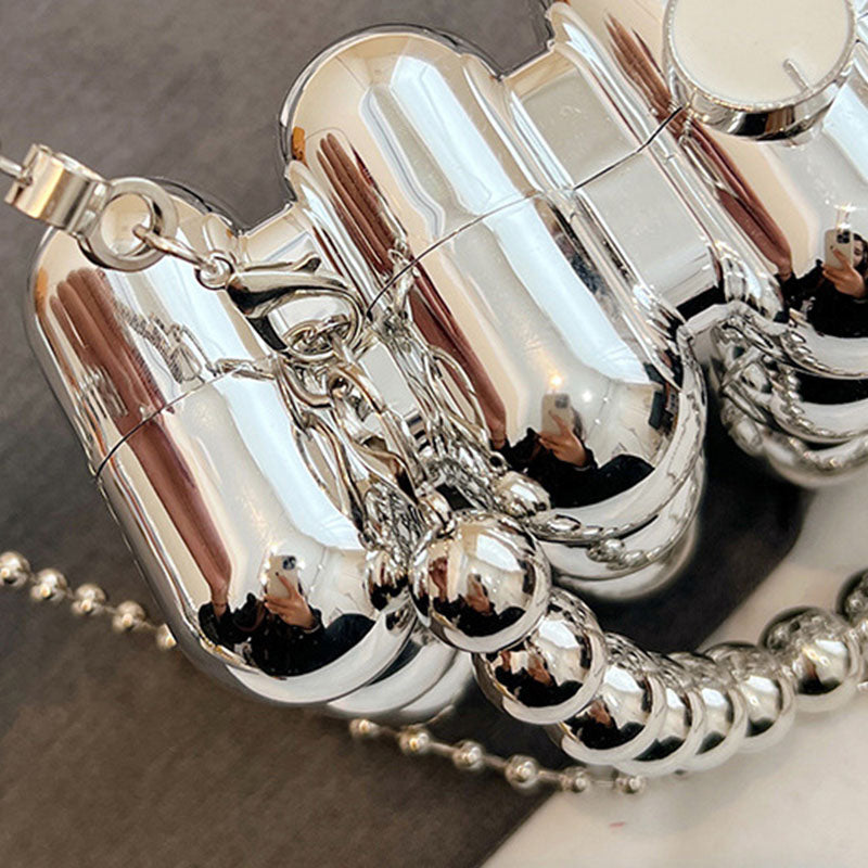 Polished Bag with an Effortless Classic Look