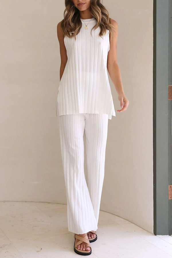 Classic Vintage Pants with a Flattering Fit
