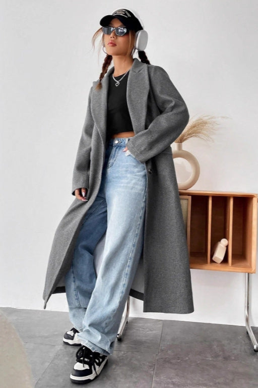 Beautifully Finished Coat in a Timeless Design