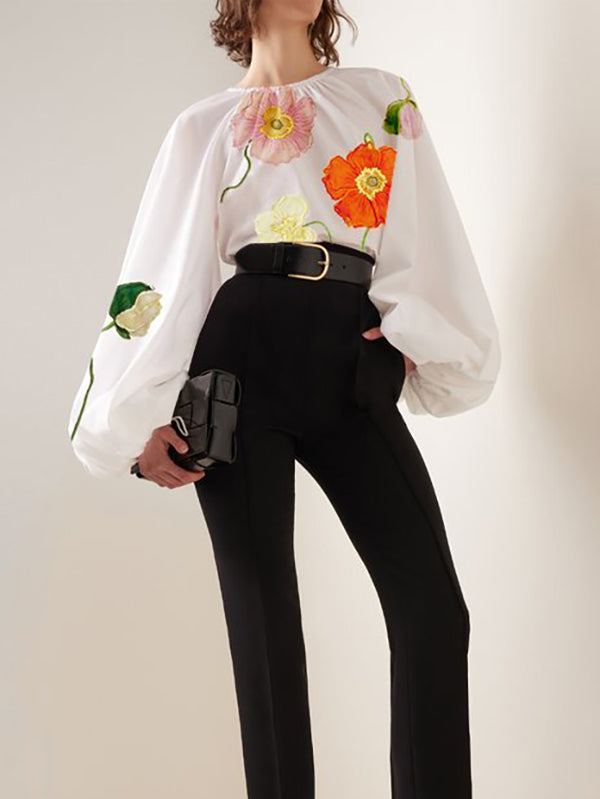 Sophisticated Blouse with a Clean Classic Look