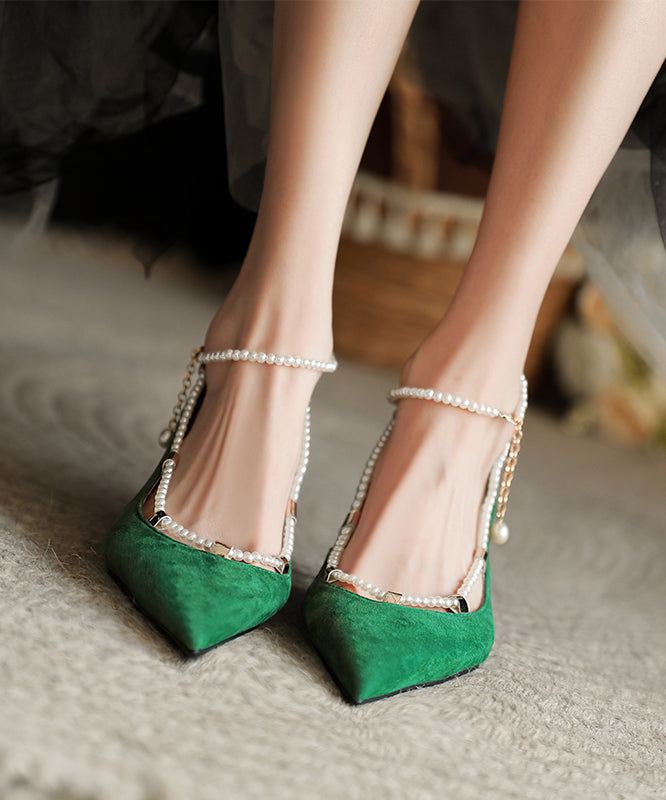 Classic Vintage Heels with a Flattering Fit