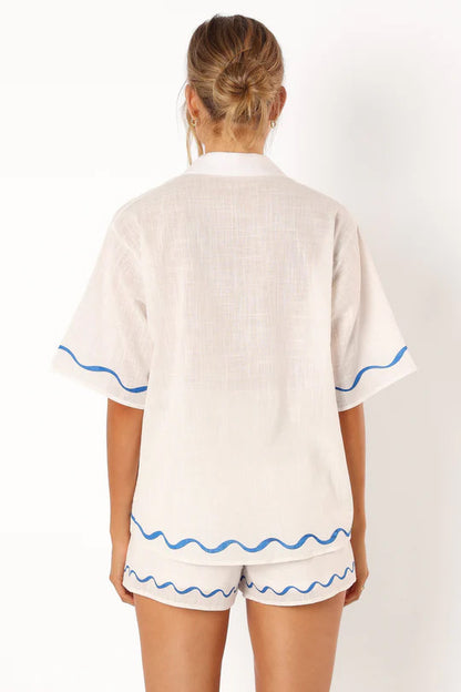 Sophisticated Garment with a Clean Classic Look