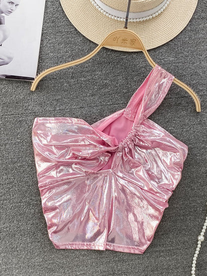 Effortlessly Elegant Top with a Timeless Design