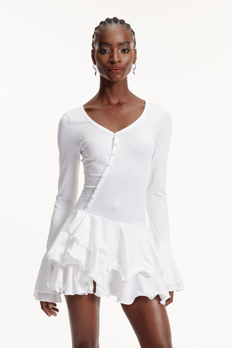 Well Tailored Dress with a Graceful Silhouette