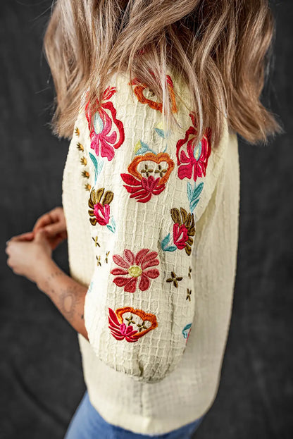 Elegantly Styled Blouse for Everyday Wear