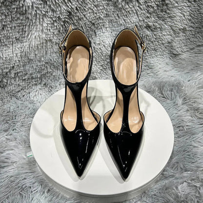 Elegantly Styled Shoes for Everyday Wear