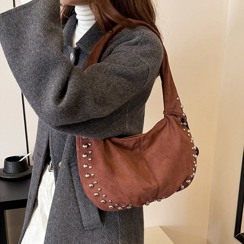 A Vintage Style Bag with Delicate Timeless Details