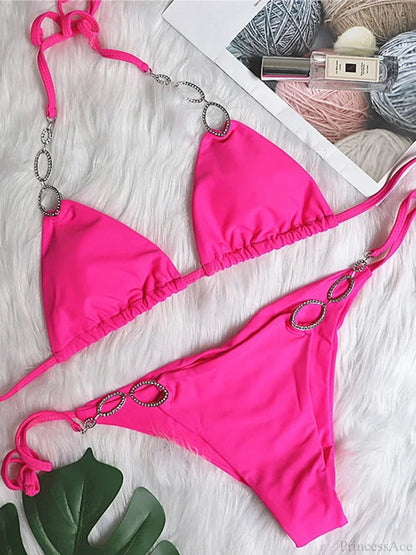Beautifully Finished Bikini in a Timeless Design