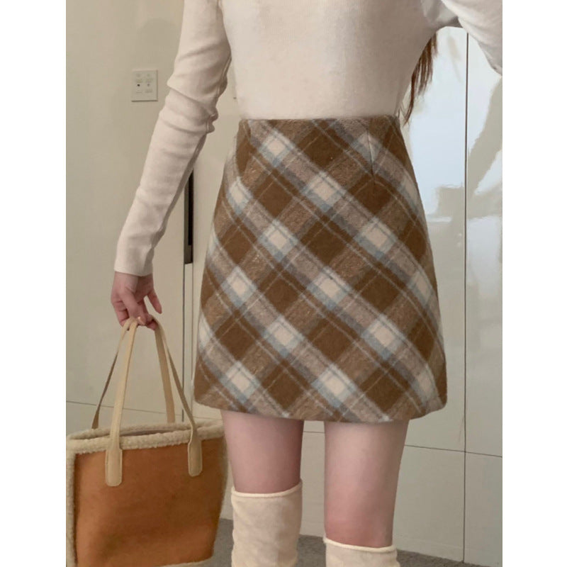 Beautifully Finished Garment in a Timeless Design