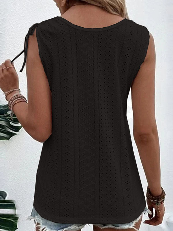 Polished Top with an Effortless Classic Look