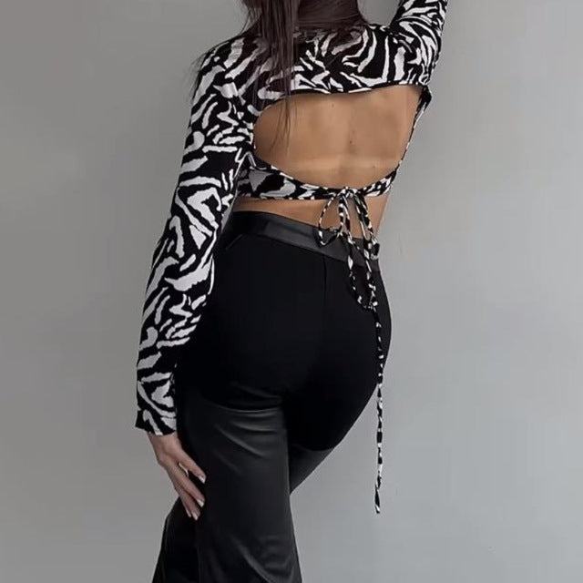 Effortlessly Elegant Pants with a Timeless Design