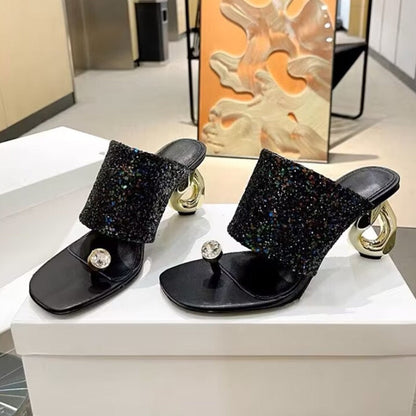 Well Tailored Sandals with a Graceful Silhouette