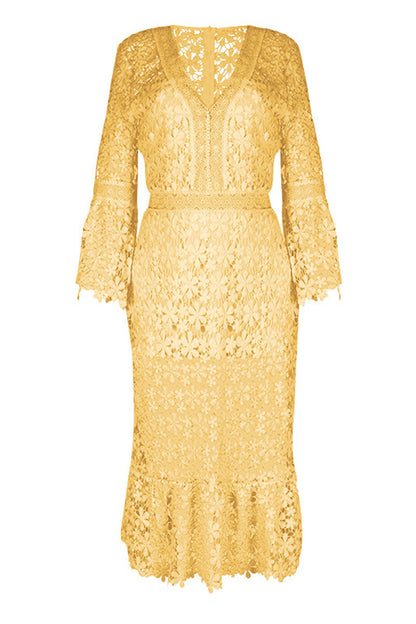 Beautifully Crafted Dress in a Classic Style