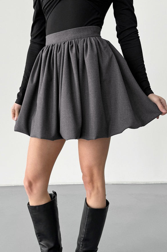 Effortlessly Elegant Garment with a Timeless Design