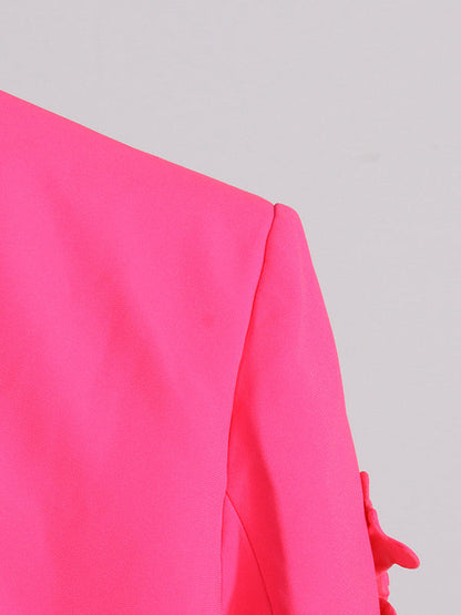 Effortlessly Elegant Garment with a Timeless Design