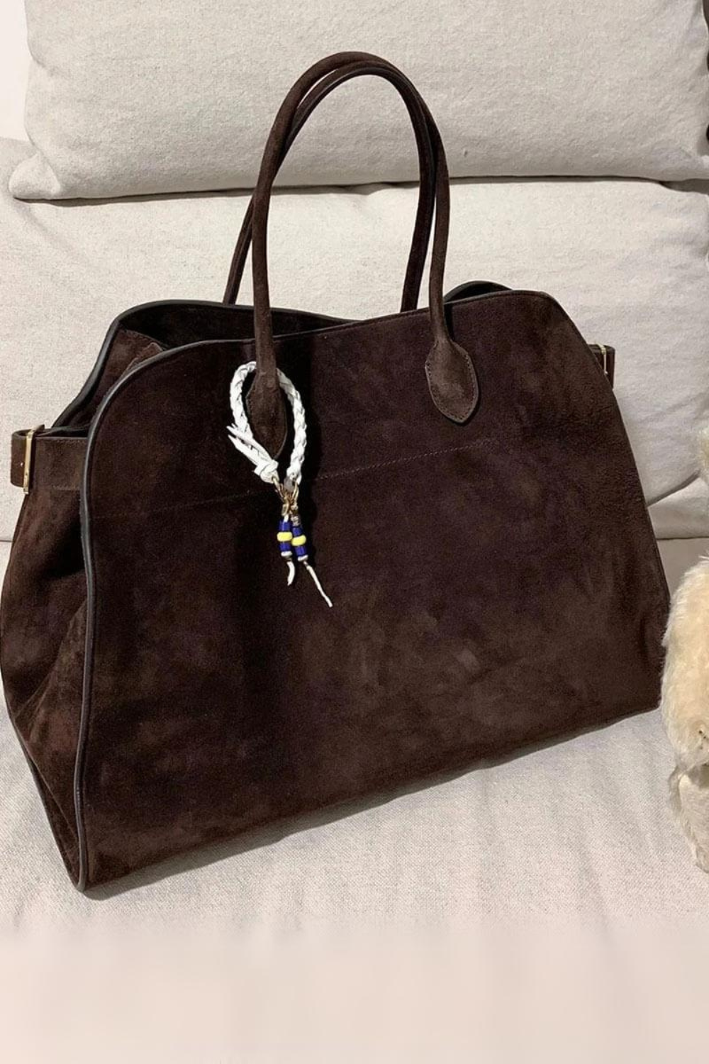 Sophisticated Bag with a Clean Classic Look