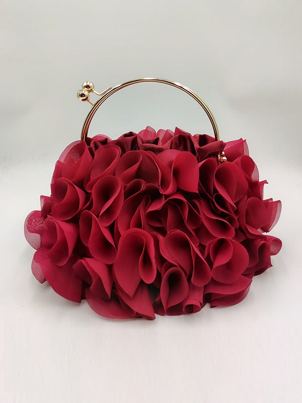 A Vintage Style Bag with Delicate Timeless Details